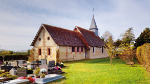 l'église de la Pommeraye  et son cimetière